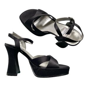 Vintage 90s Deadstock Strappy Platform Heels 👠